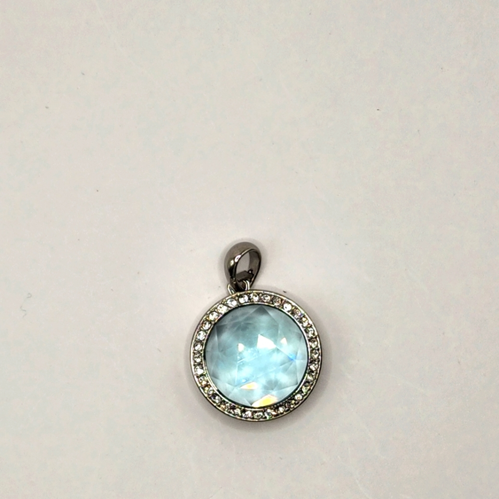 Twist prism locket